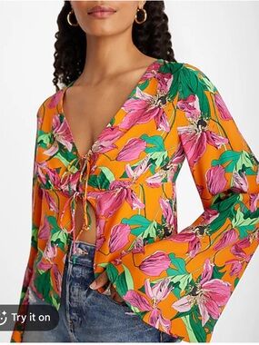NWT Express Floral V-Neck Kimono Sleeve Double Tie Front Top Size L